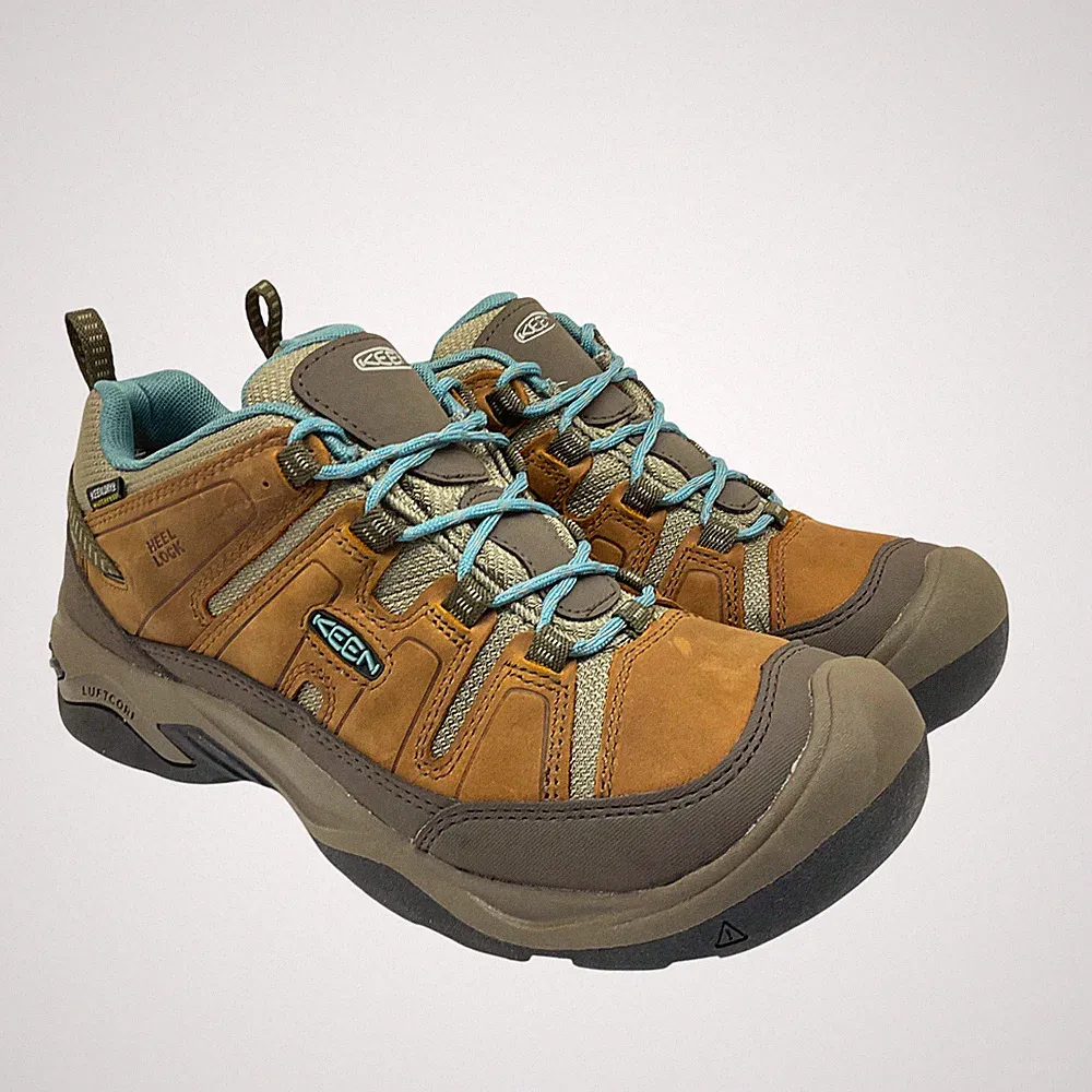 KEEN Women's Low-Cut Circadia WP Casual Hiking Shoes Brown/Turquoise Size 9.5M